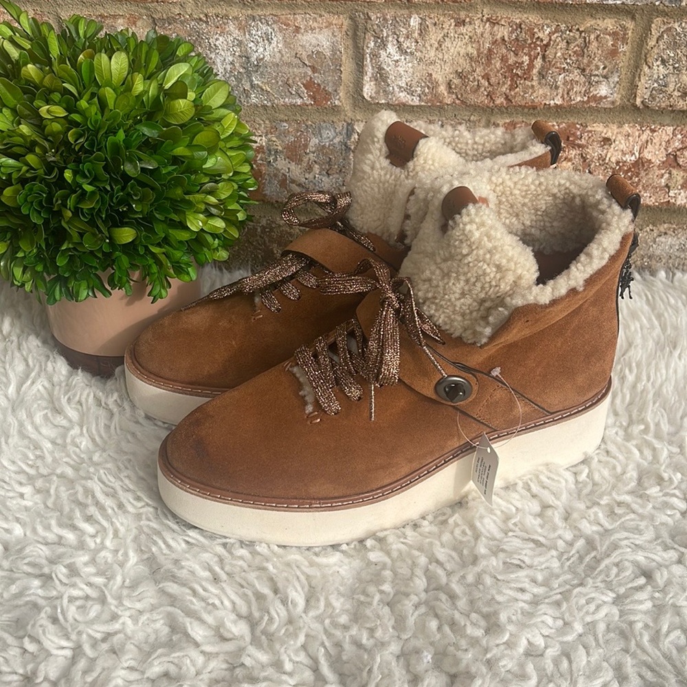 Coach Urban Hiker Suede Shearling Boots Size 10 - Picture 2 of 15